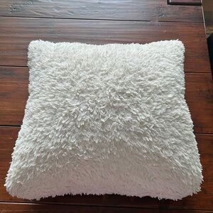 Pottery Barn set of 2 Sherpa Throw Pillow with Down Inserts, washable